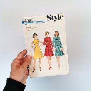 70s Style Sewing Pattern 4983 Dress Jacket Bust 40